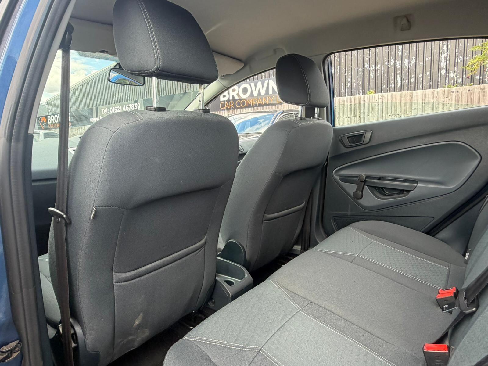 Ford Fiesta view 17