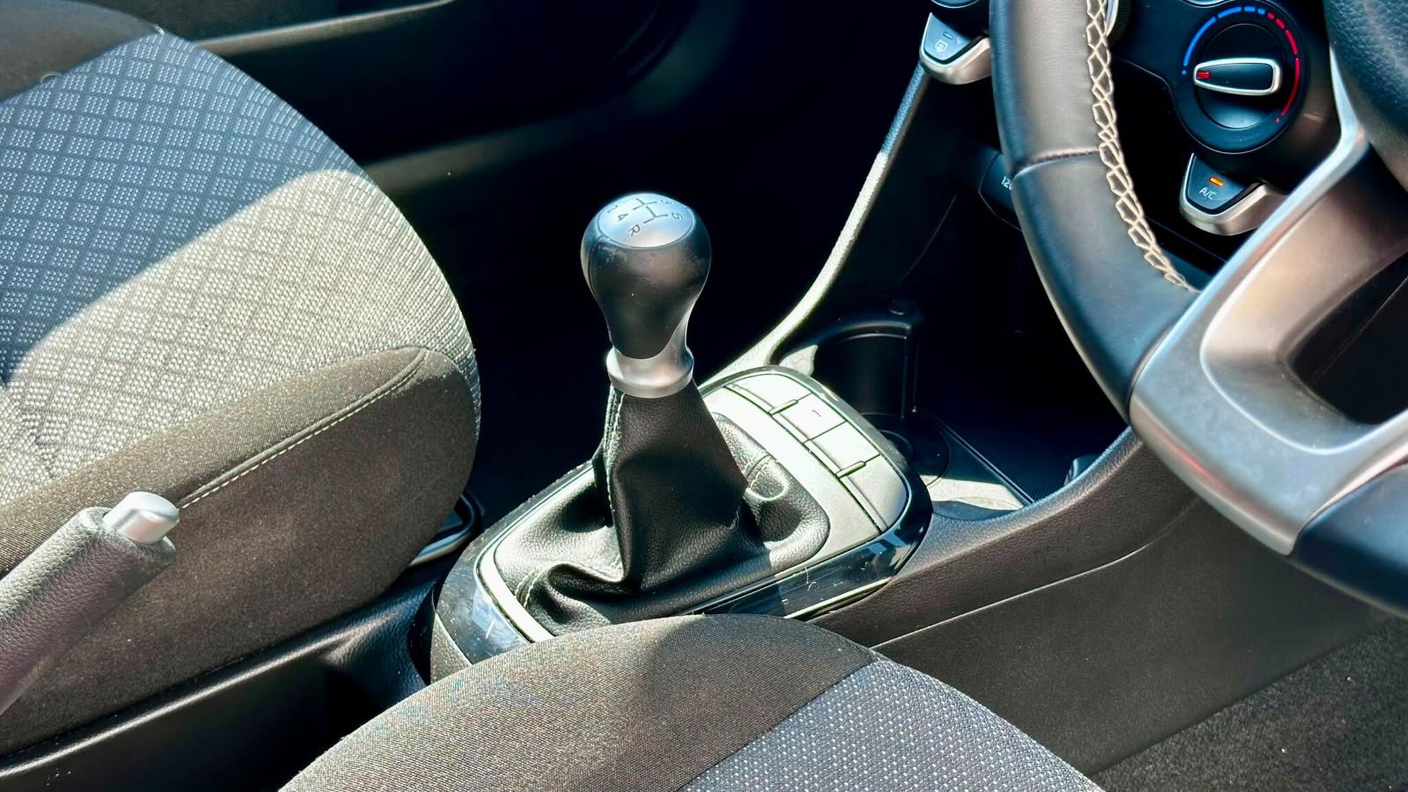 Kia Picanto view 23
