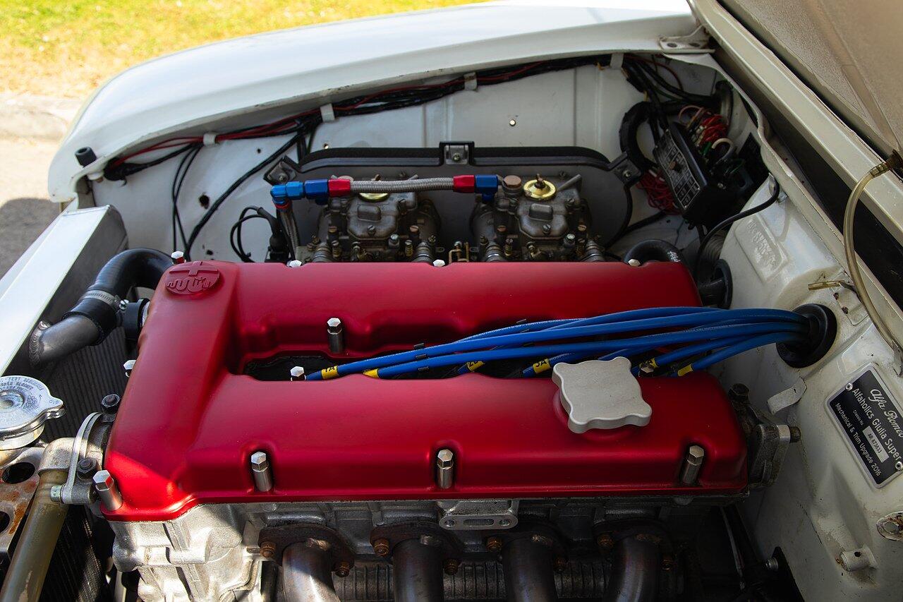Alfa Romeo Giulia view 60
