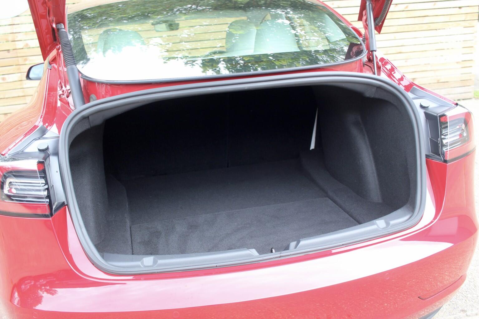 Tesla Model 3 view 35
