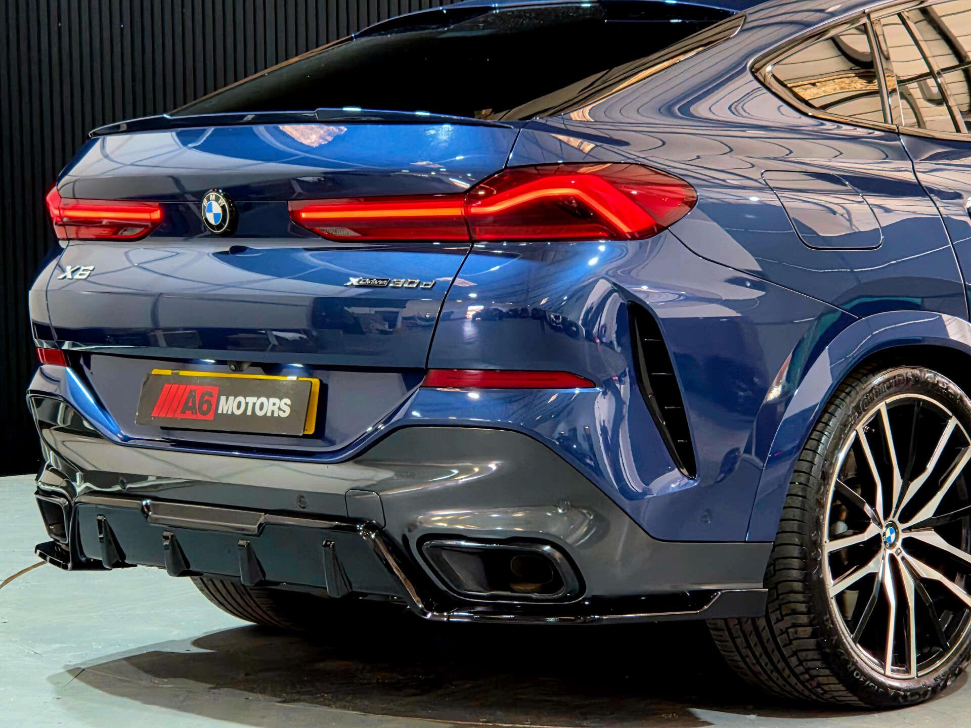 BMW X6 view 18