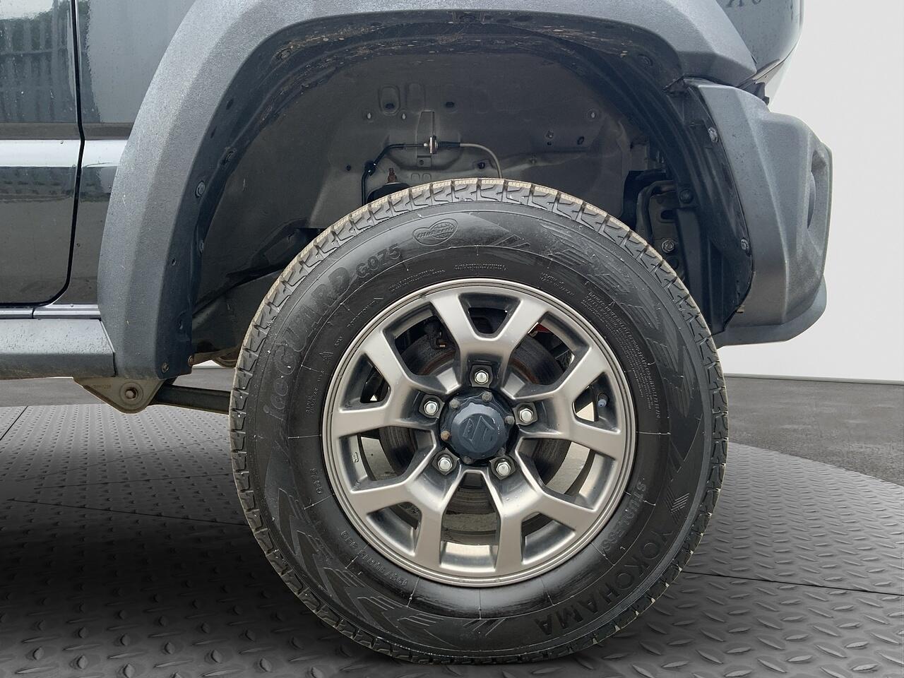 Suzuki Jimny view 20