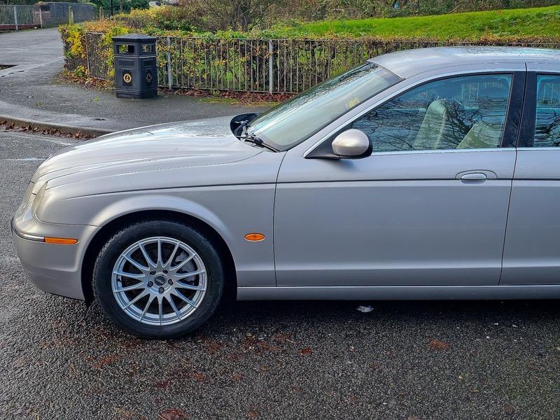 2004 Jaguar S-Type 3.0 V6 SE Plus 4dr • 71,000 miles image 6