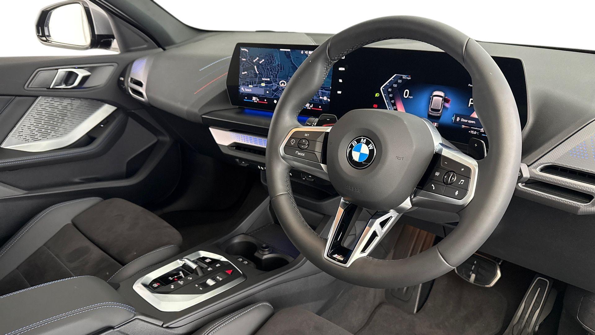 BMW 1 Series view 6