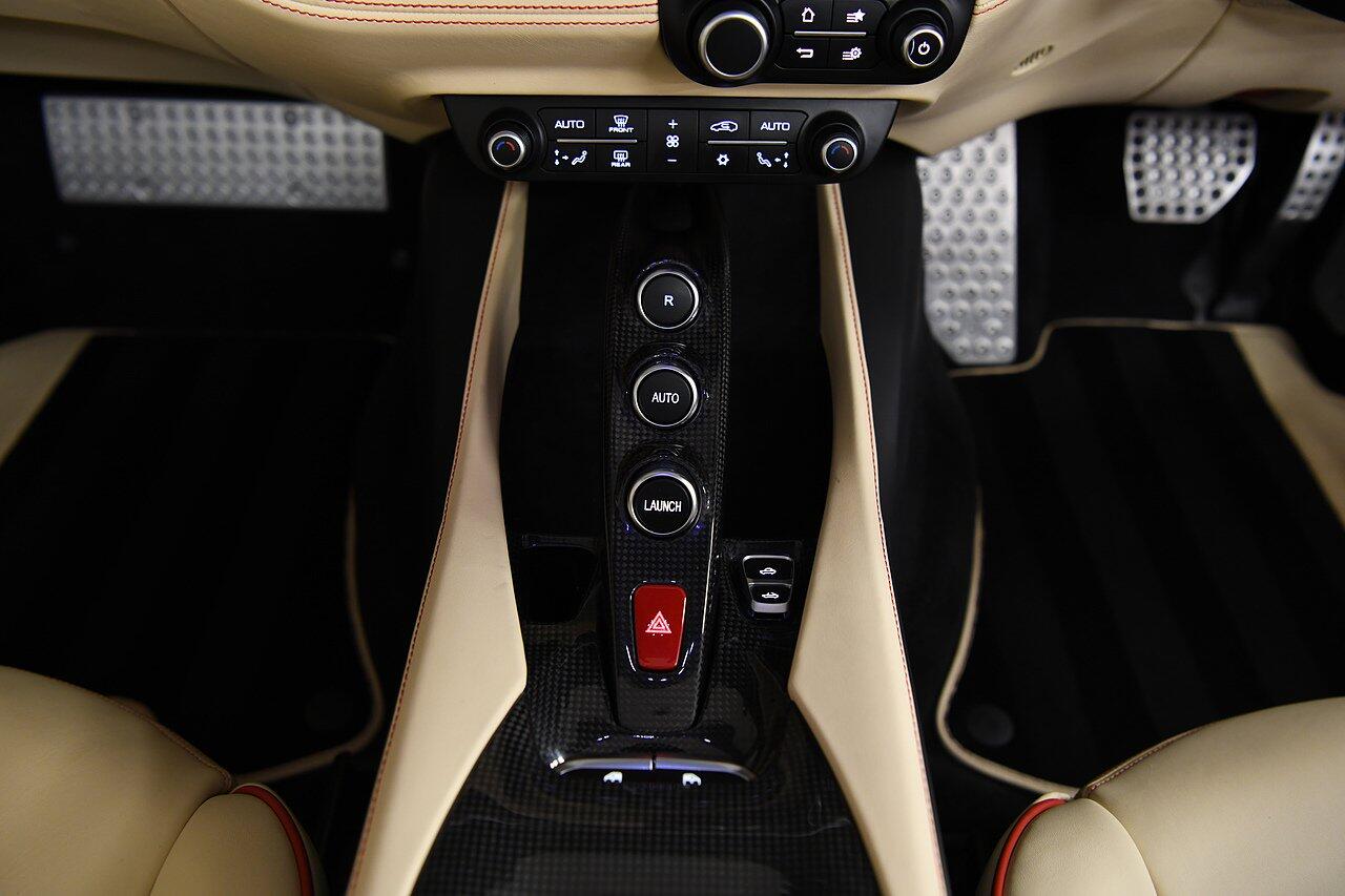 Ferrari Portofino view 18