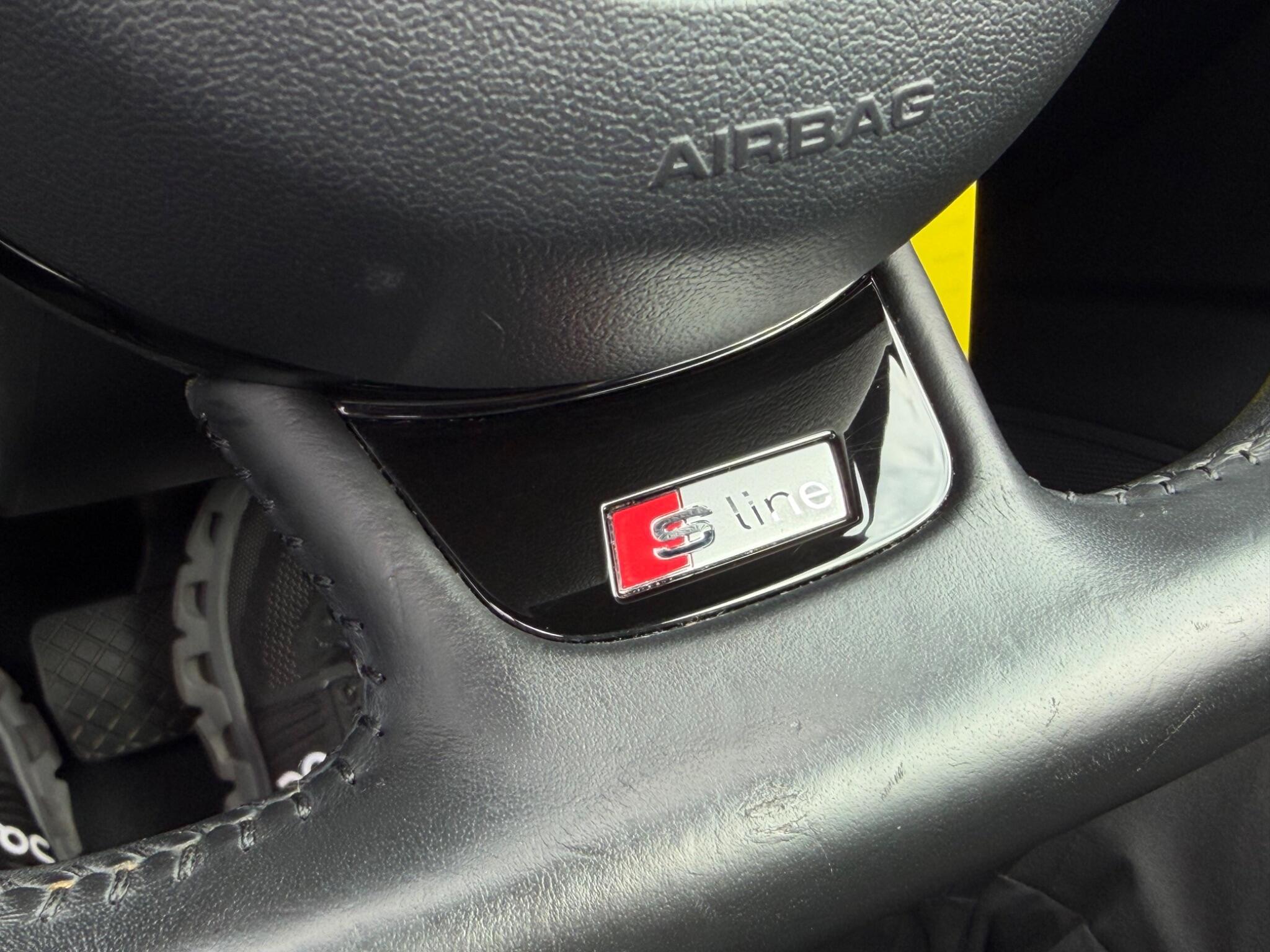 Audi Q3 view 48