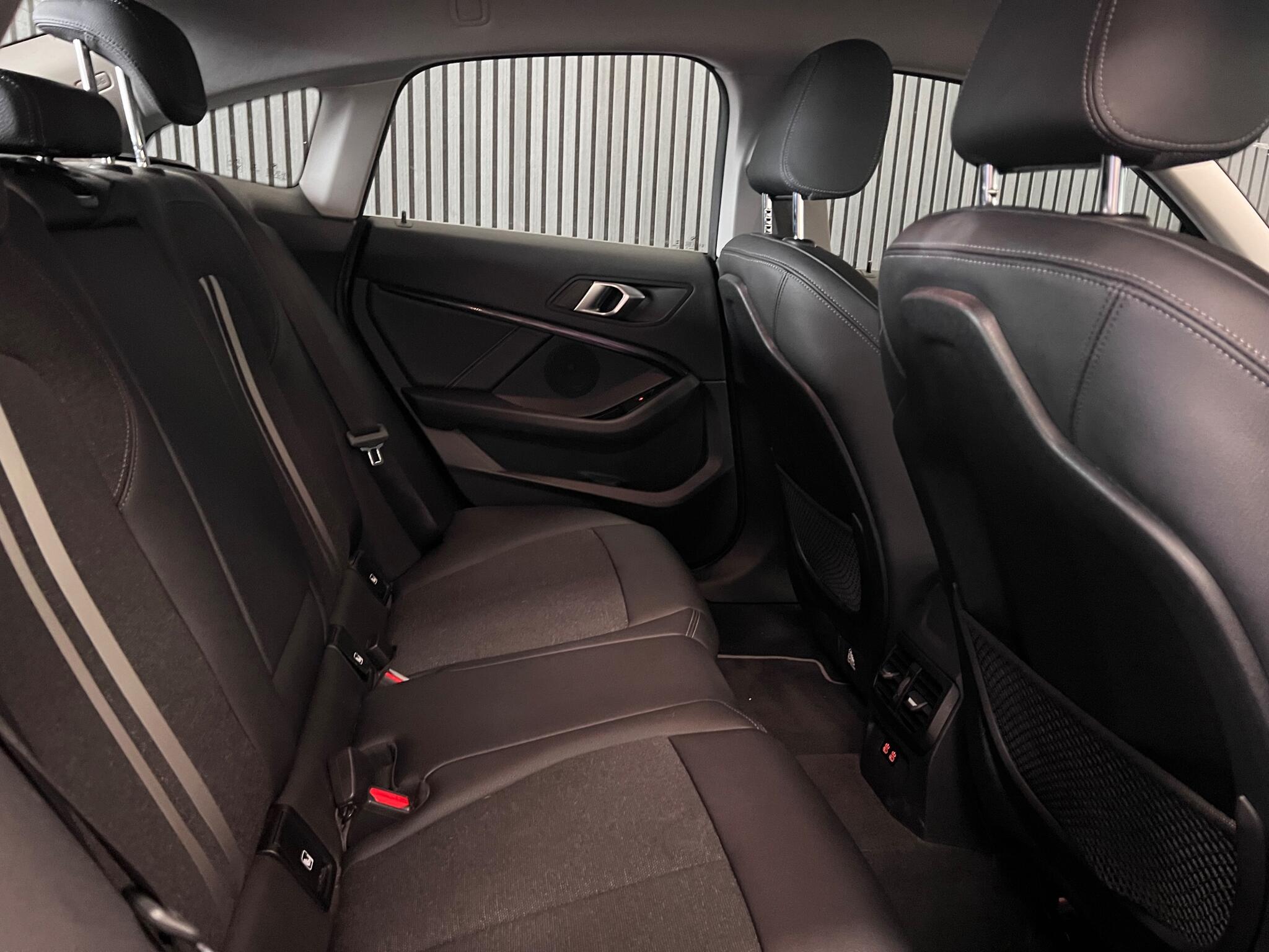 BMW 2 Series view 13