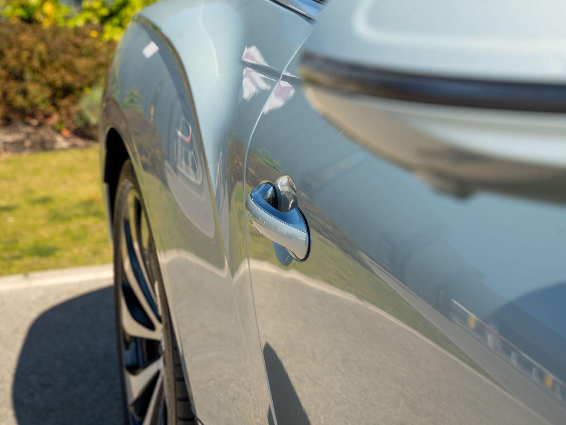 Bentley Continental view 40