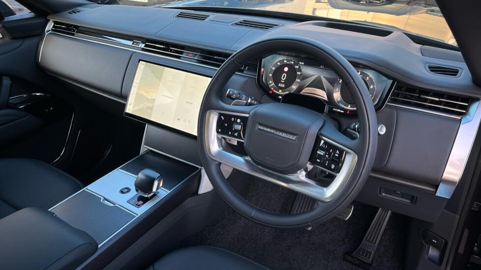 Land Rover Range Rover view 10