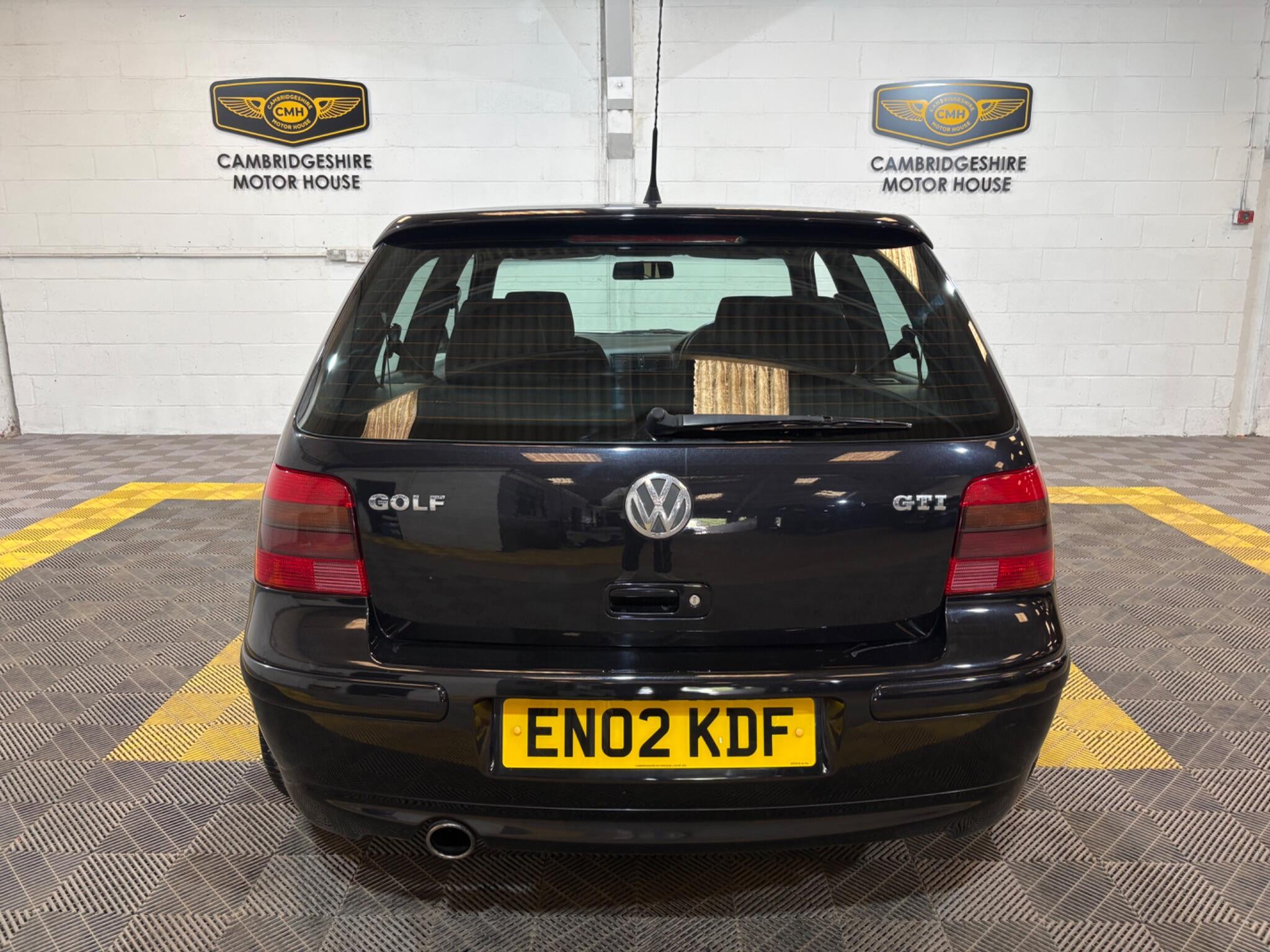 Volkswagen Golf view 12