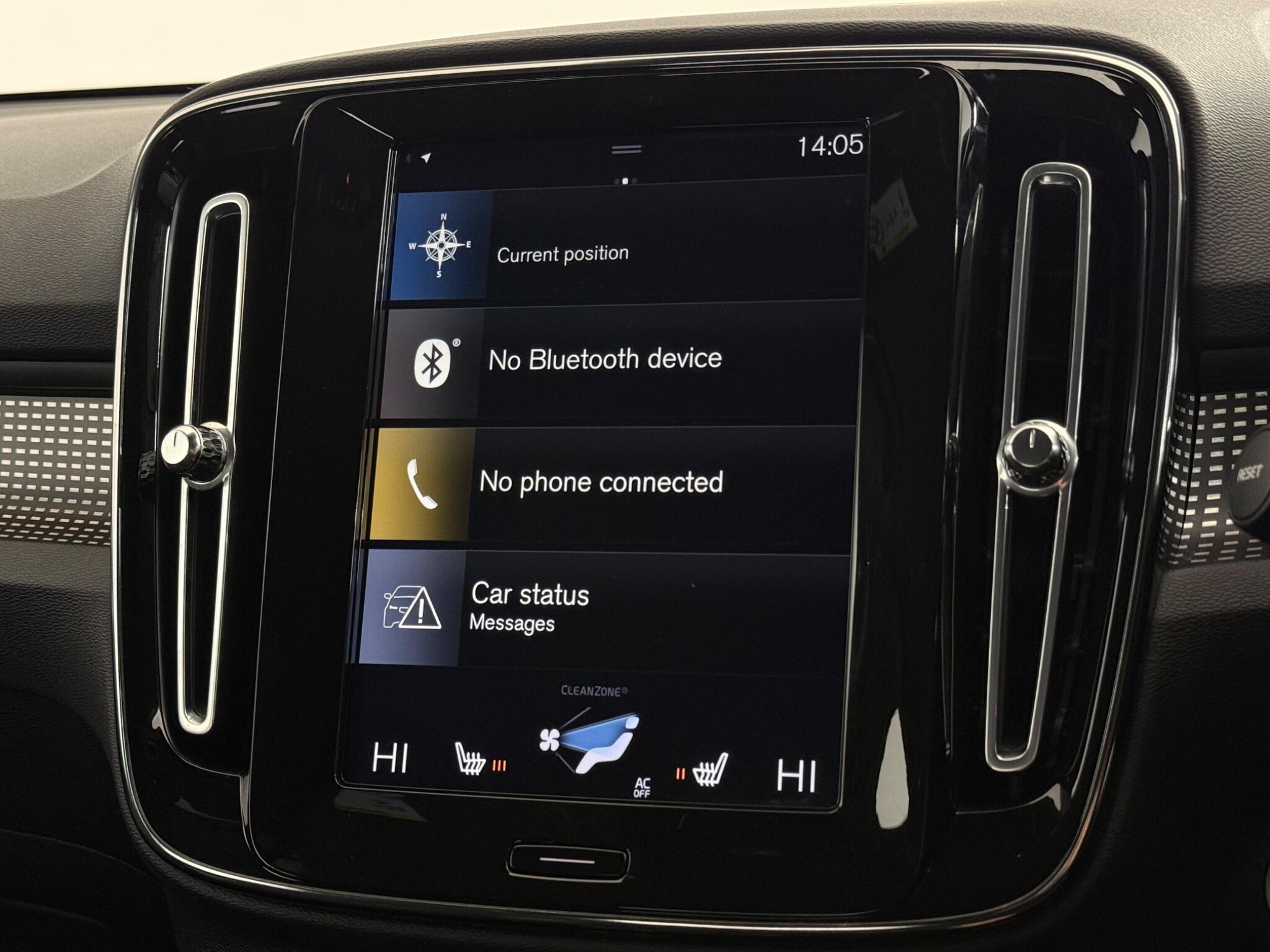 Volvo XC40 view 26