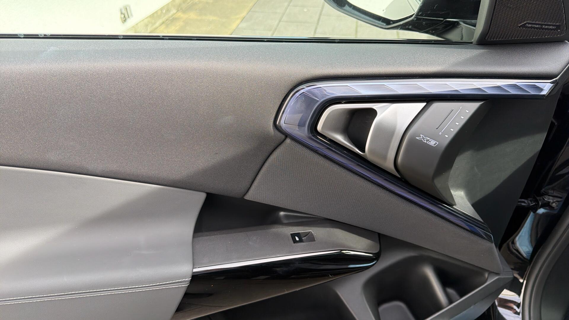 BMW X3 view 68