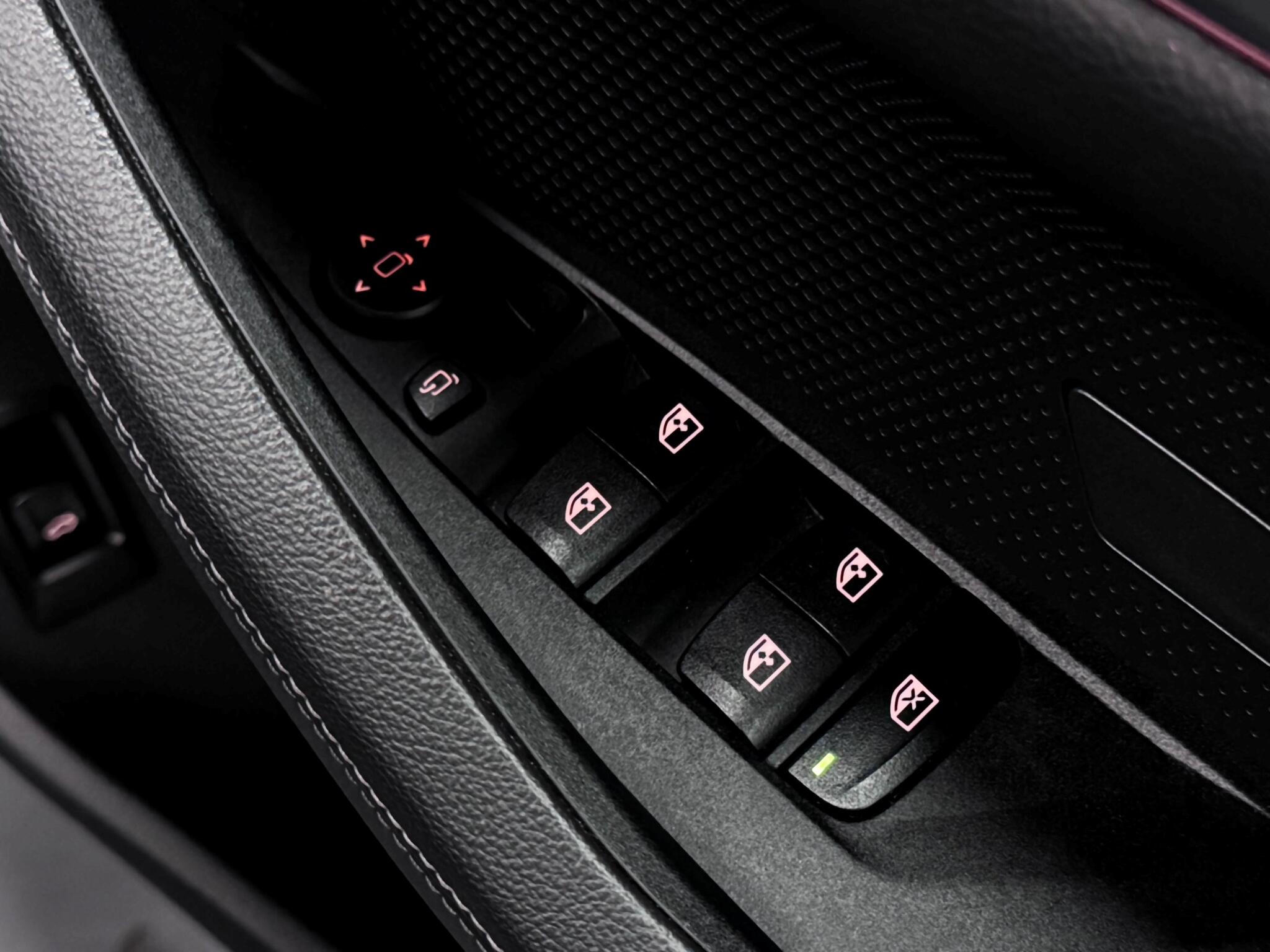 BMW 4 Series view 17