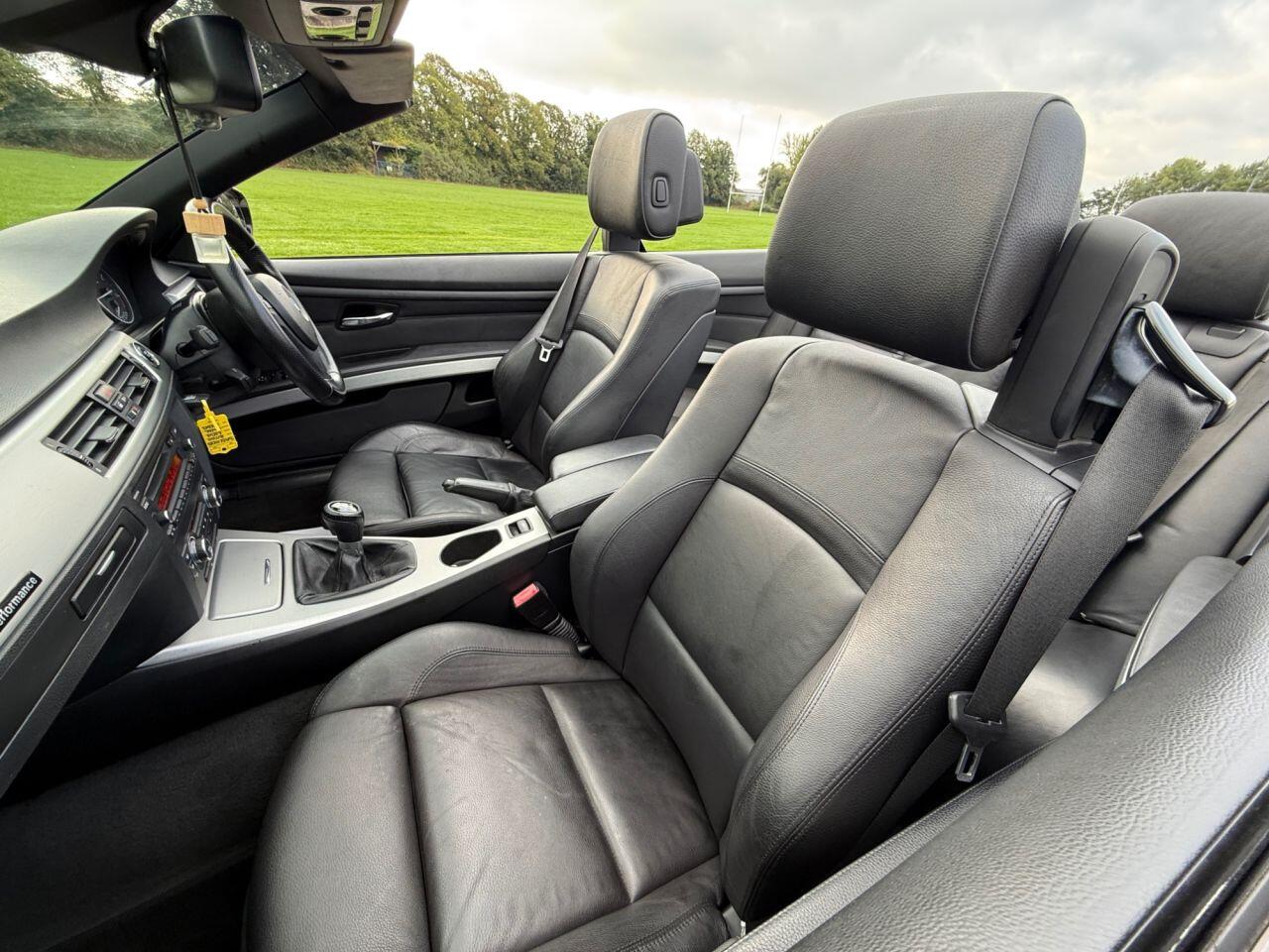 BMW 3 Series view 34