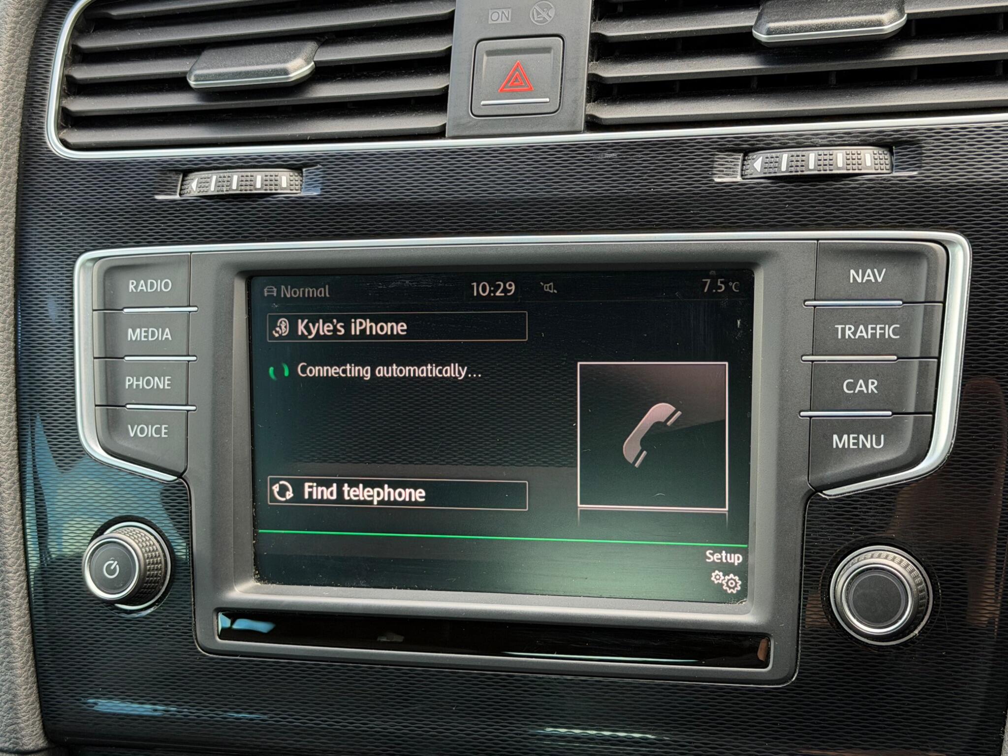 Volkswagen Golf view 33