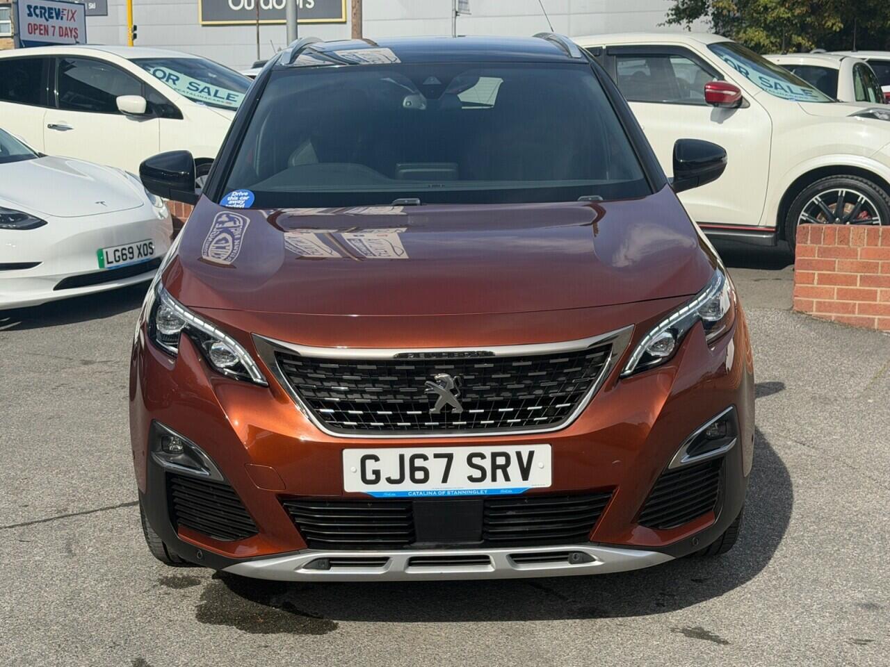 Peugeot 3008 view 2