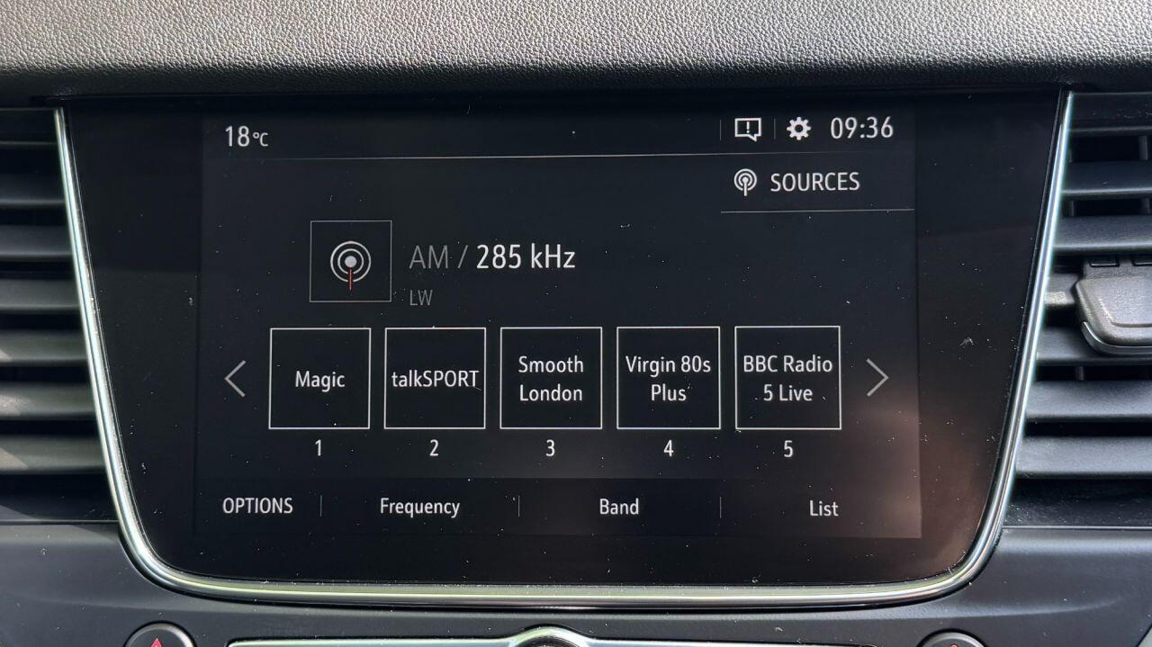 Vauxhall Grandland X view 25