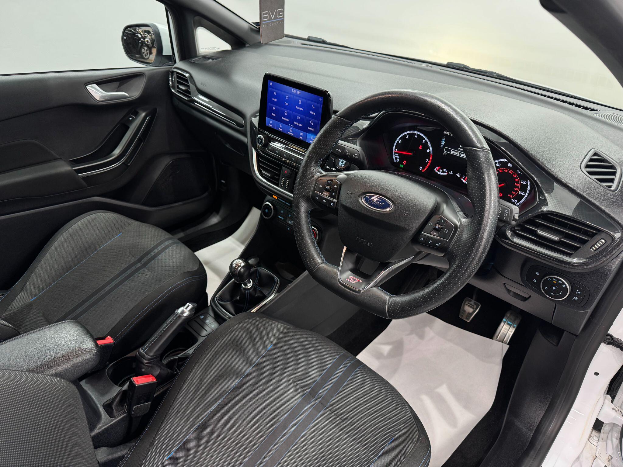Ford Fiesta view 30