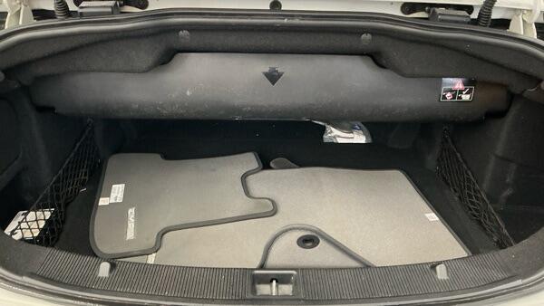 Mercedes-Benz E Class view 14