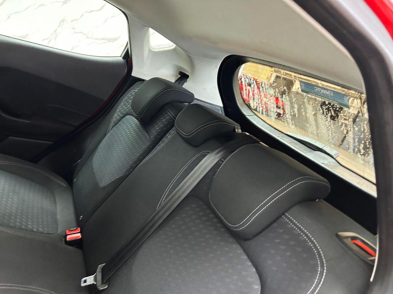 Ford Fiesta view 17