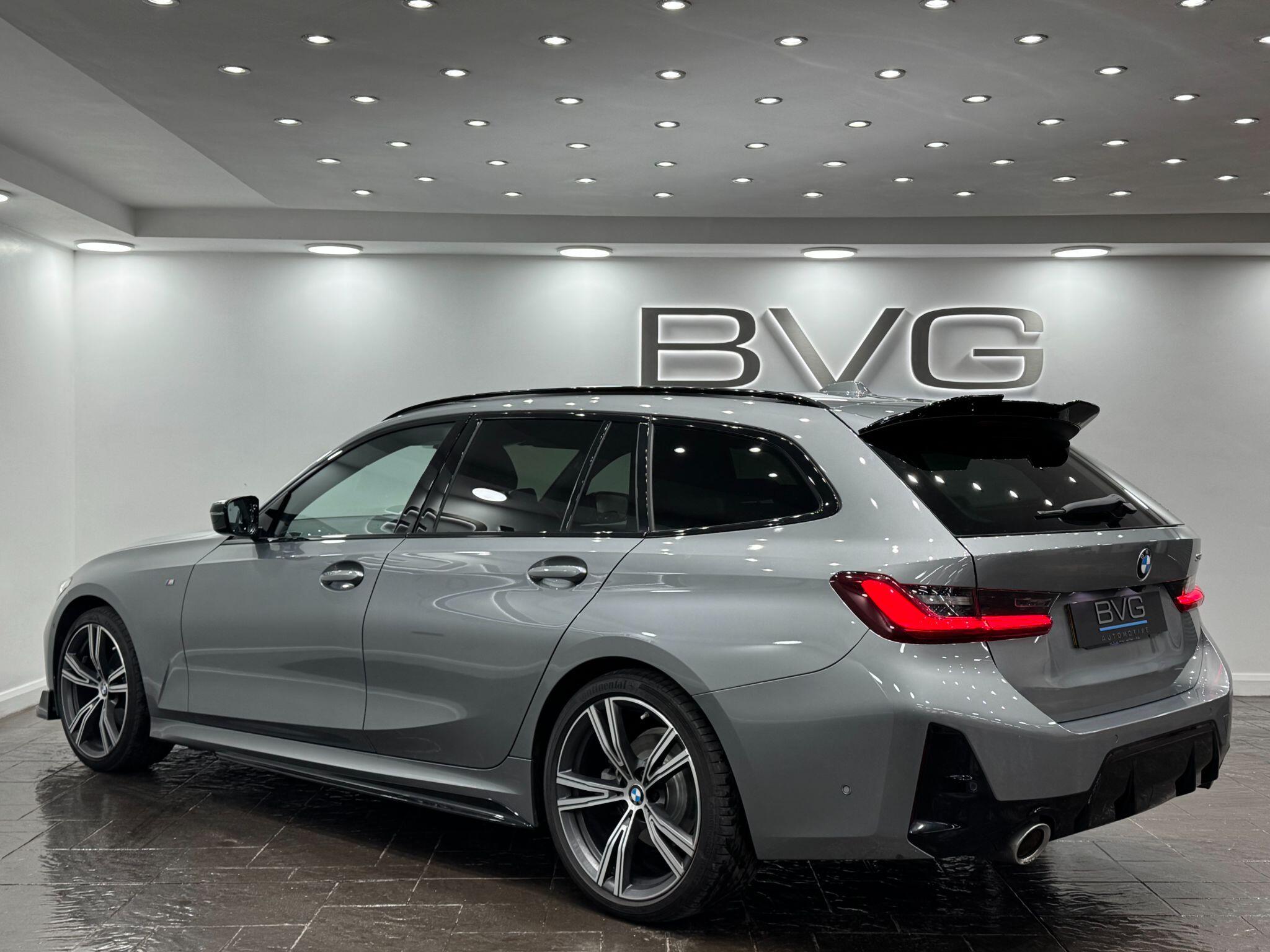 BMW 3 Series view 16
