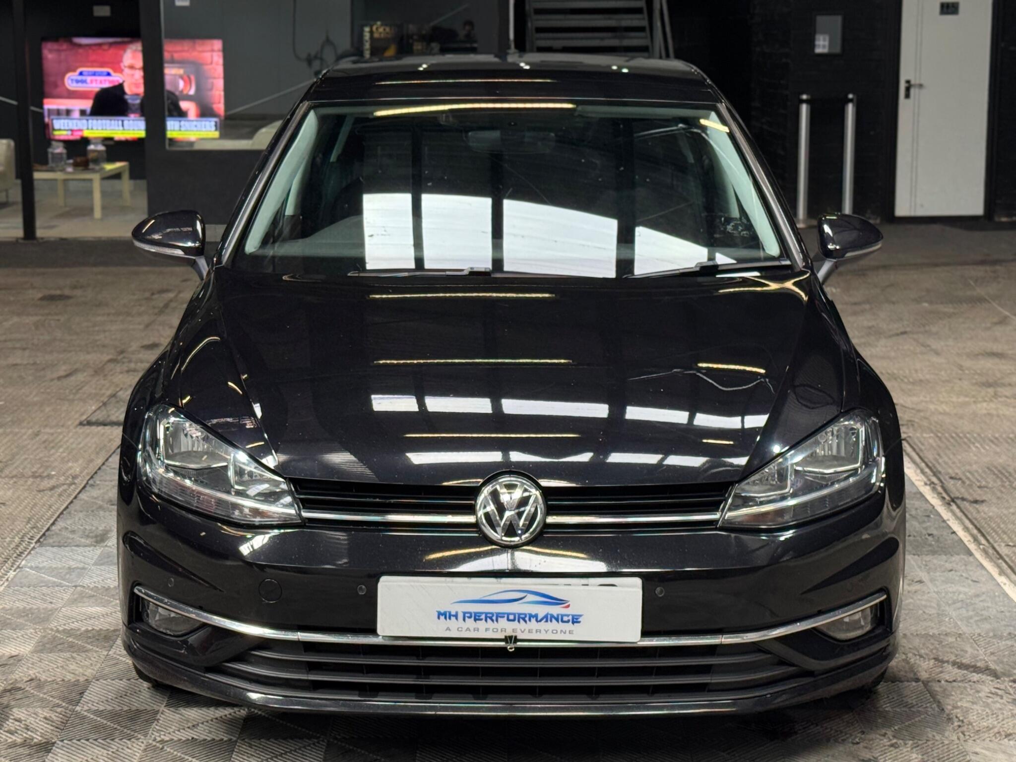 Volkswagen Golf view 52