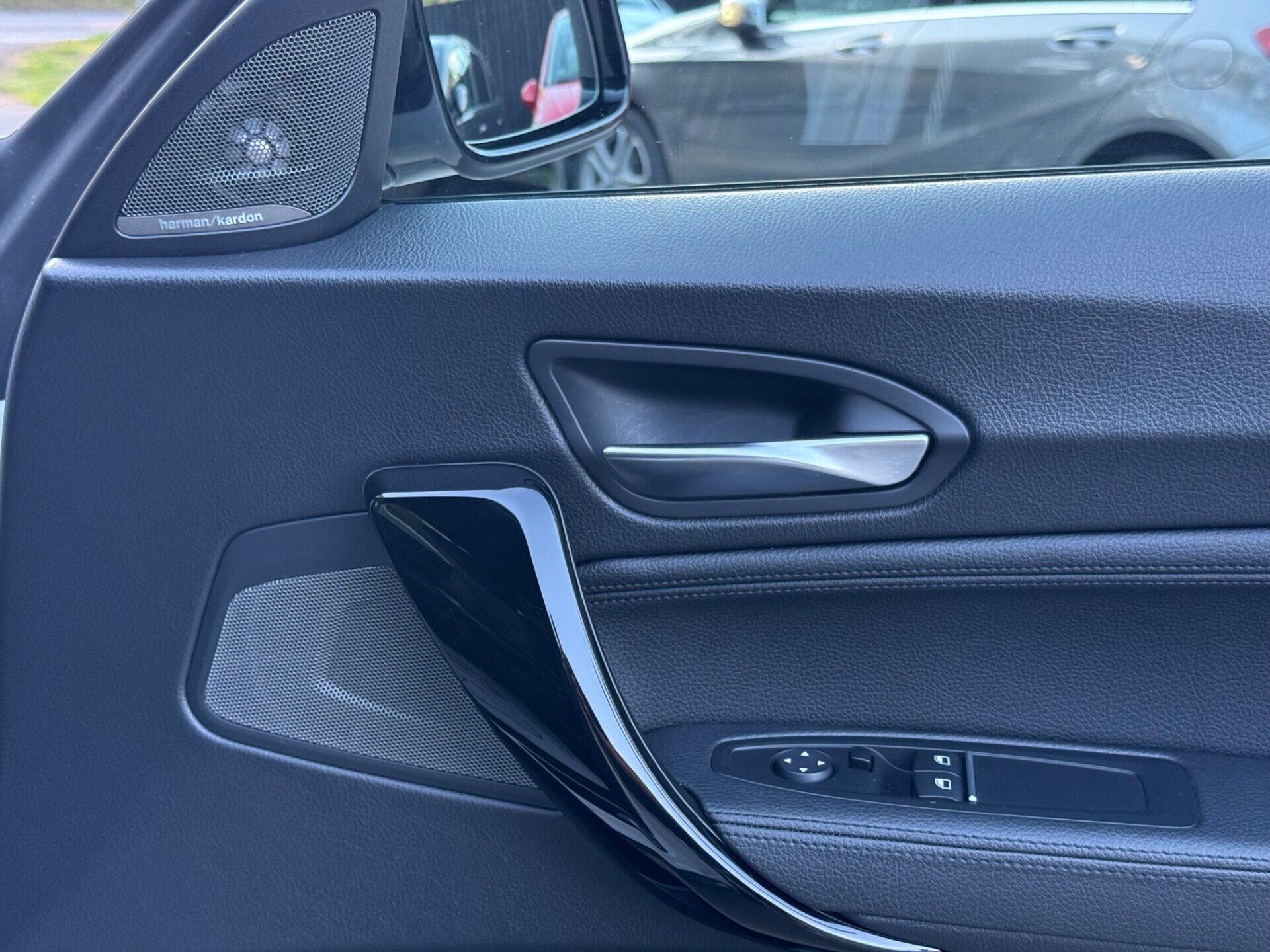 BMW 2 Series view 33