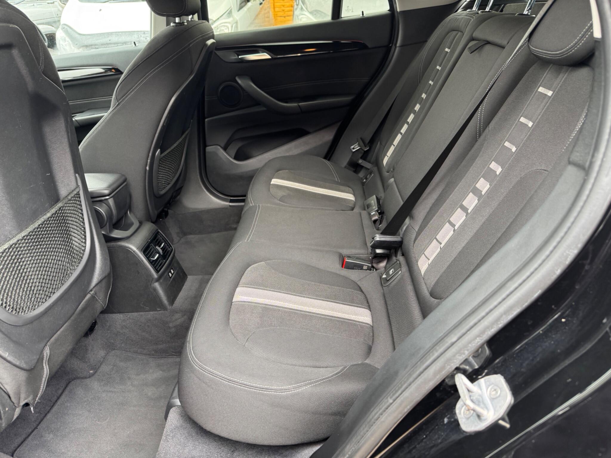 BMW X1 view 16