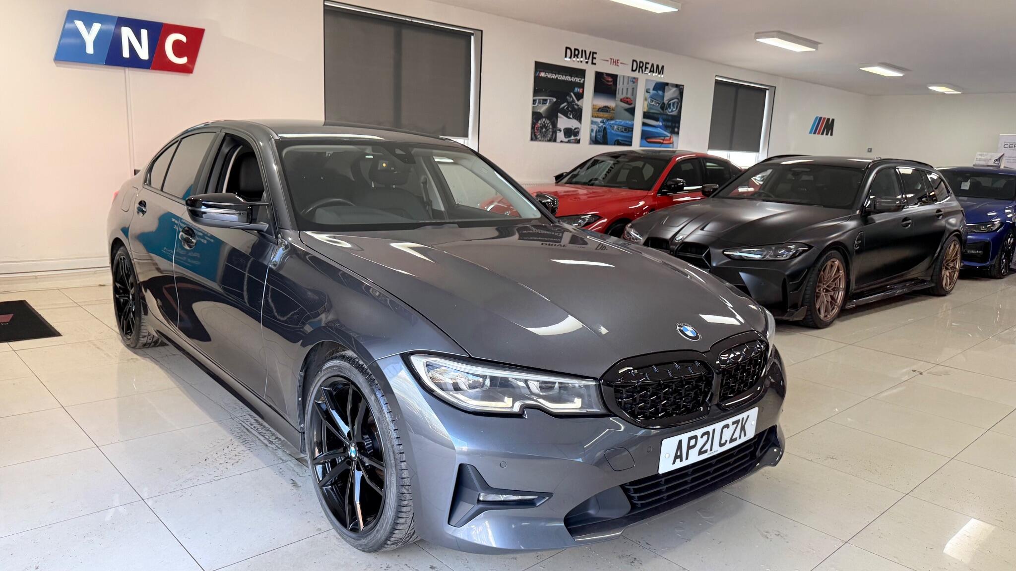BMW 3 Series view 40