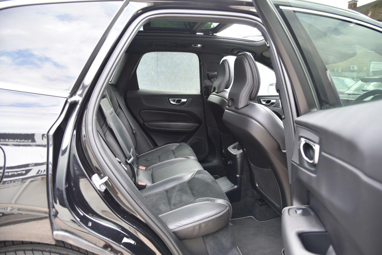 Volvo XC60 view 27