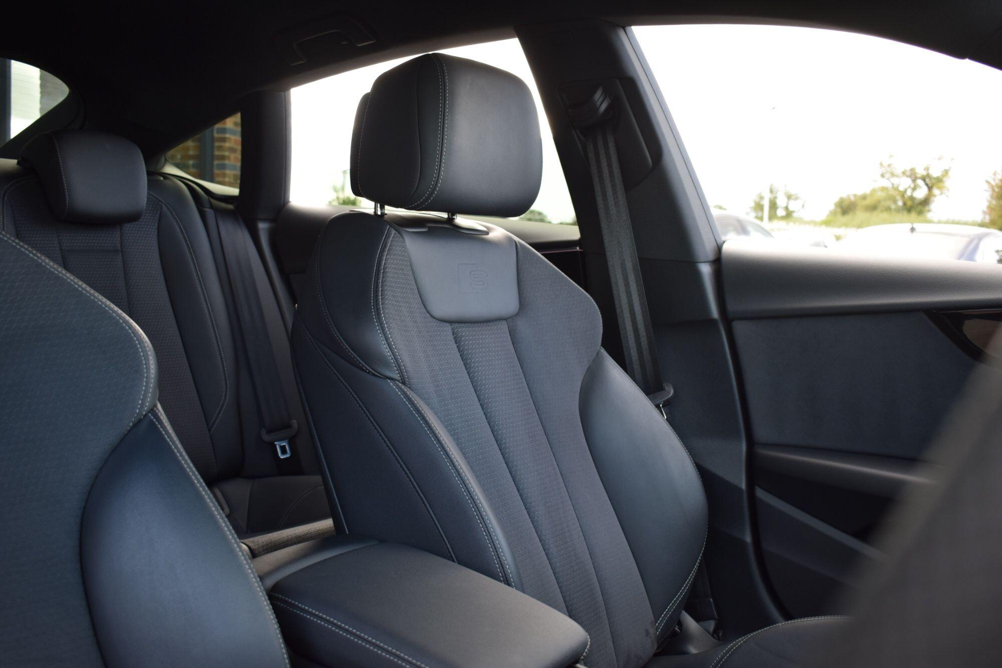 Audi A5 view 5