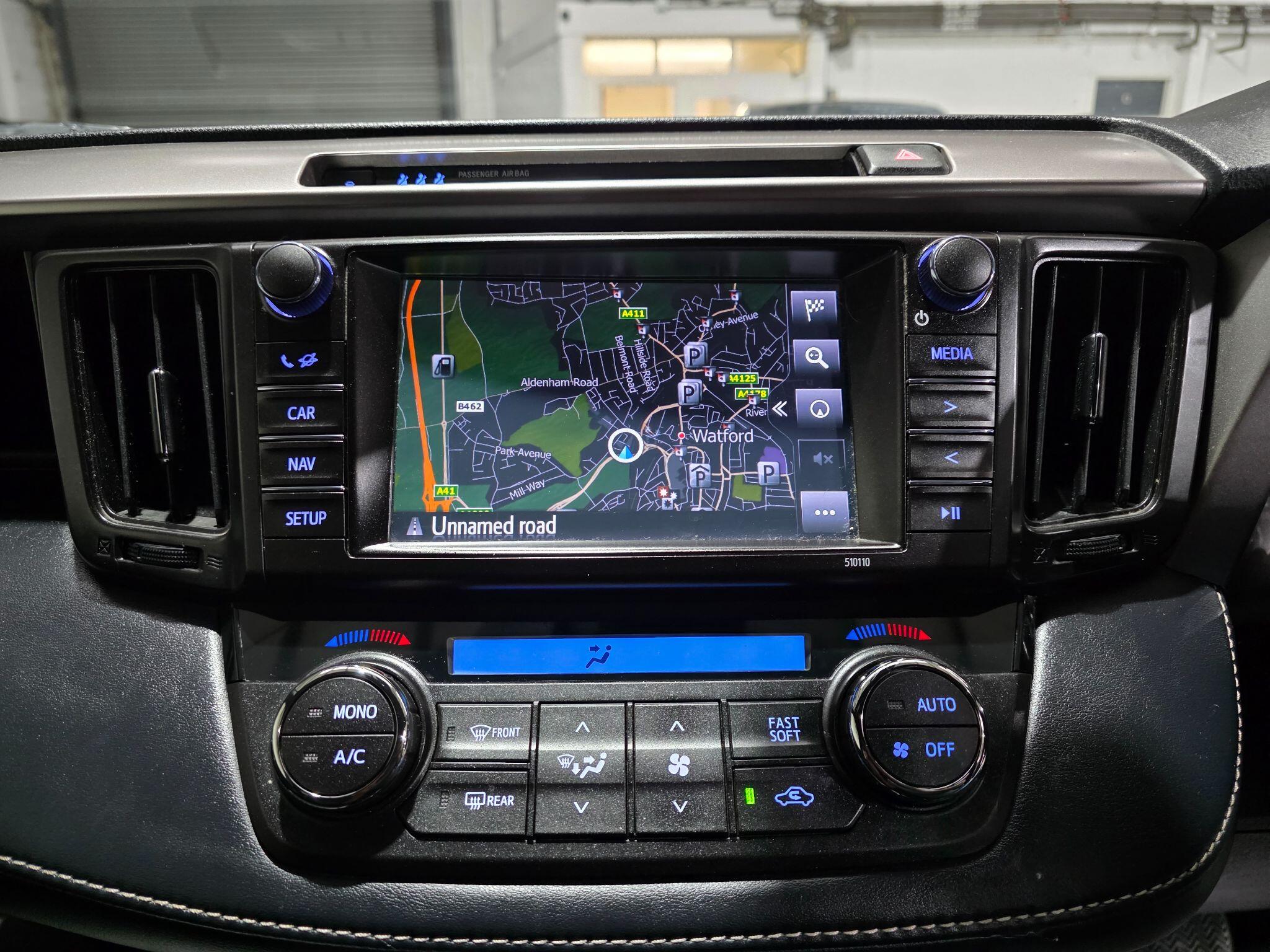 Toyota Rav4 view 7