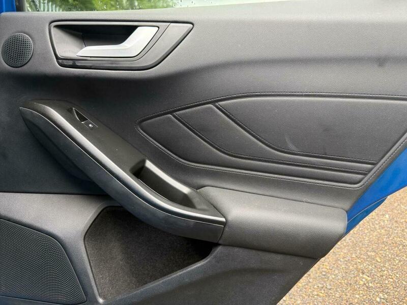 2018 Ford Focus image 37