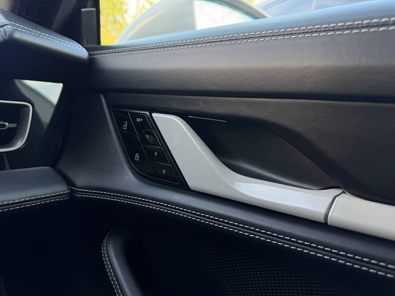 Porsche Taycan view 44