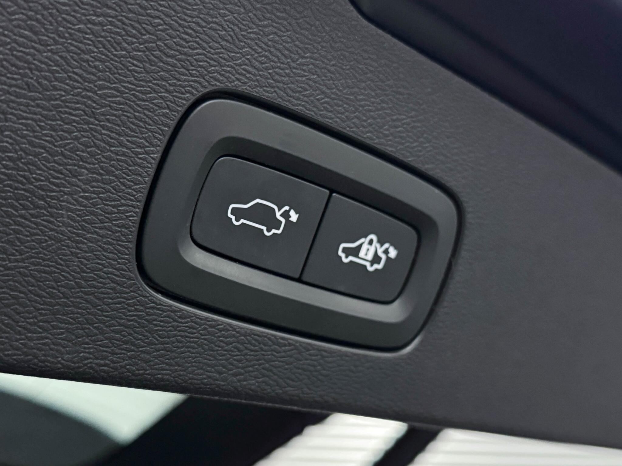 Volvo V60 view 8