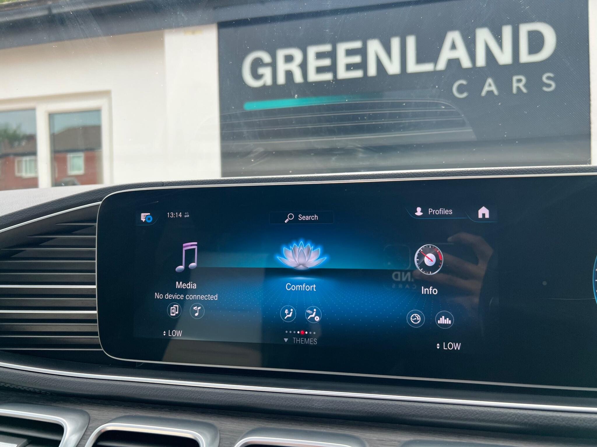 Mercedes-Benz GLE view 57