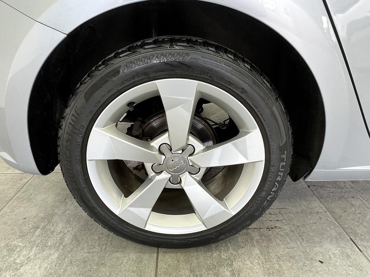 Audi A1 view 21