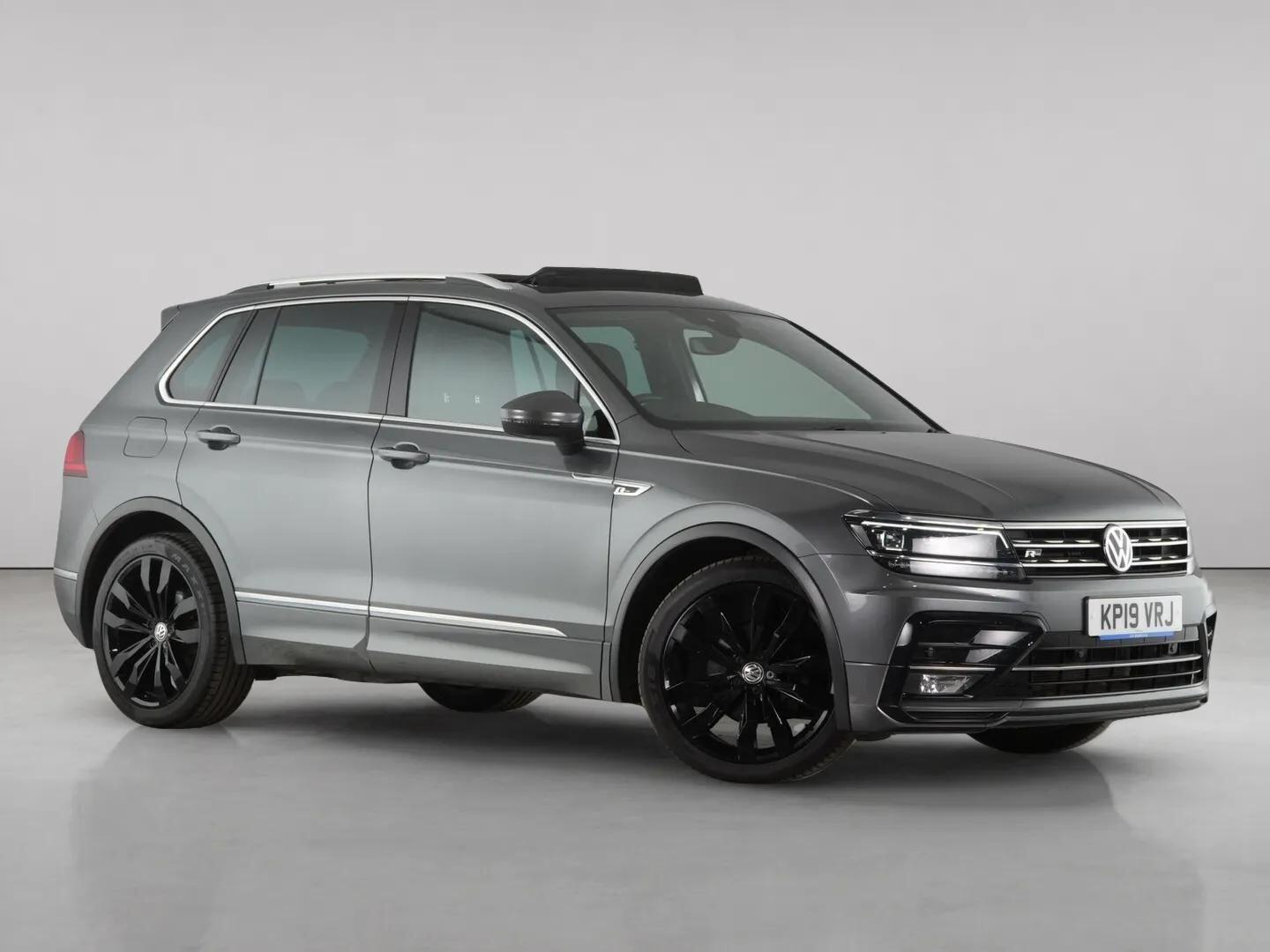 2019 Volkswagen Tiguan in Grey for sale