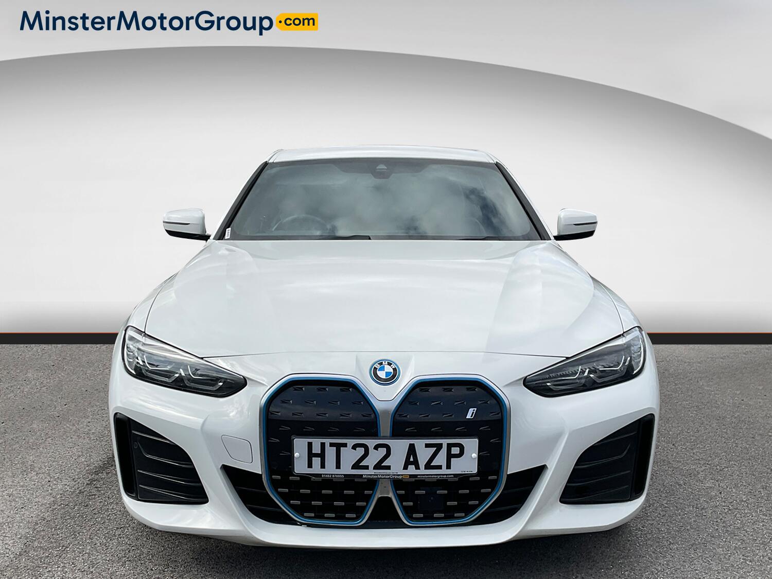 BMW I4 view 5