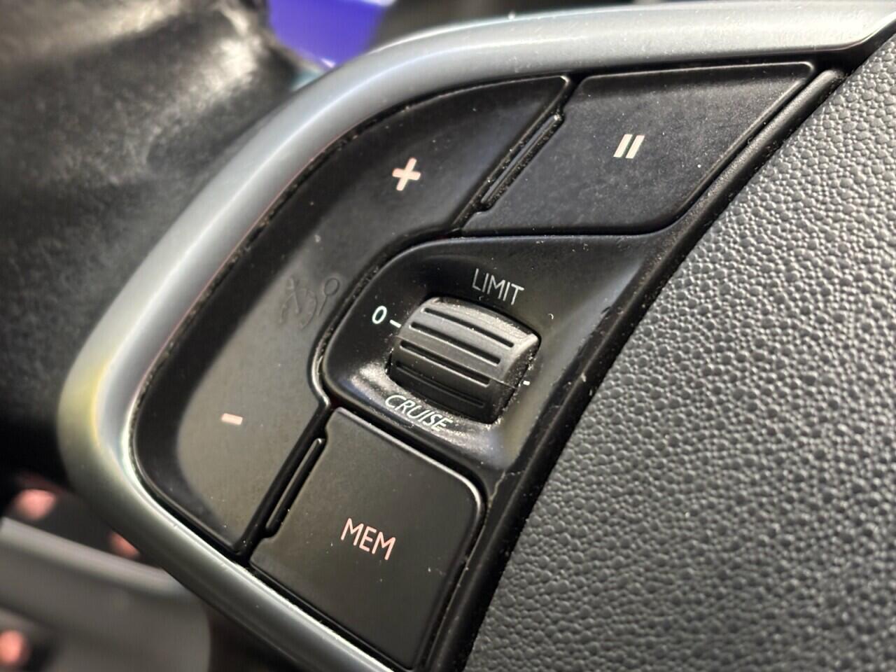 Citroen C4 view 30