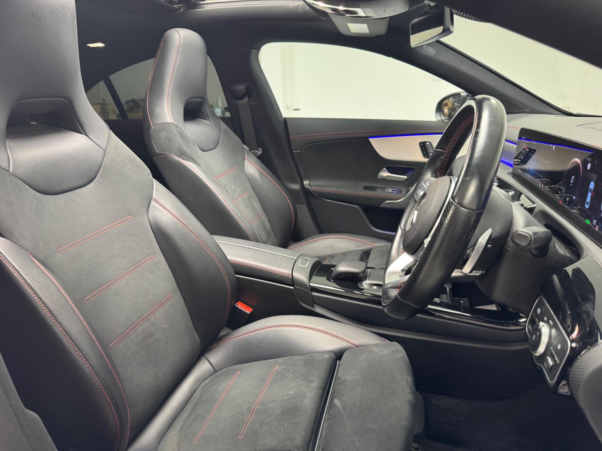 Mercedes-Benz Cla view 8