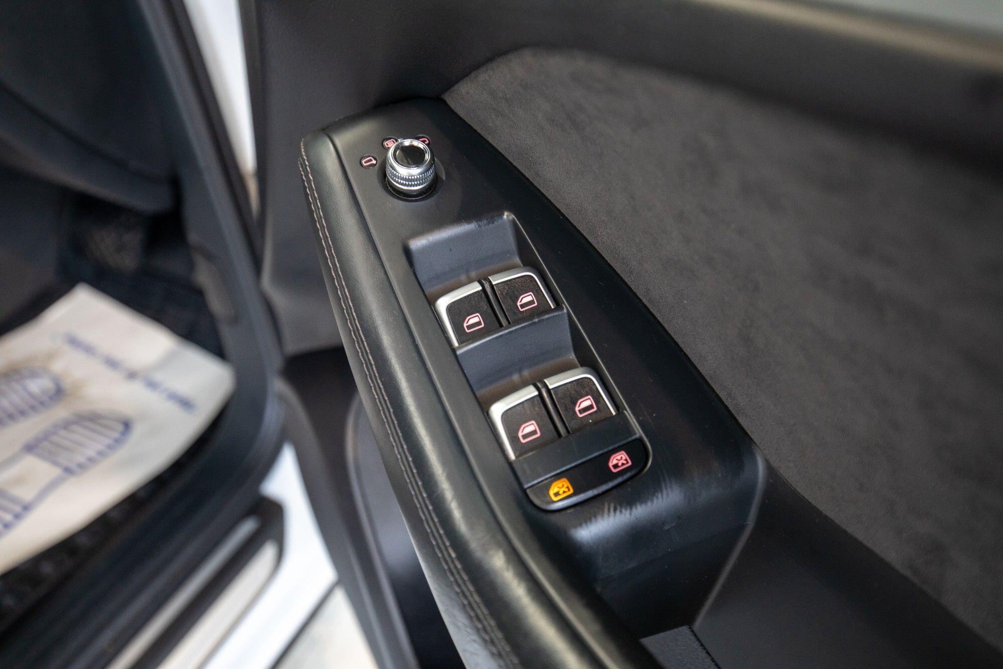 Audi Q5 view 15
