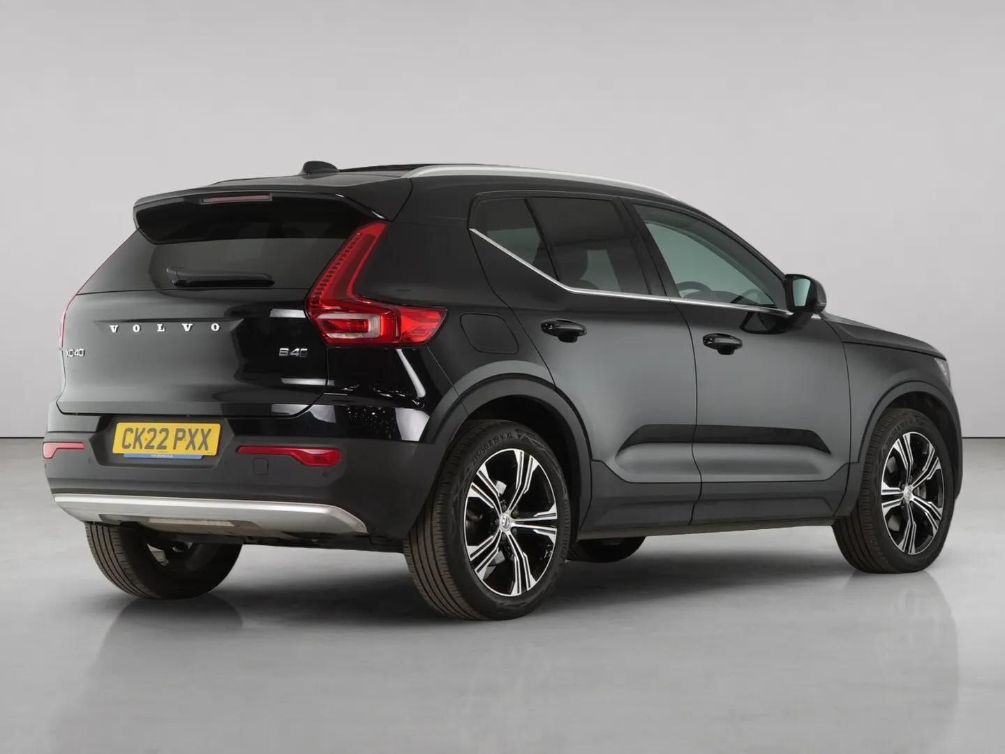 Volvo XC40 view 12