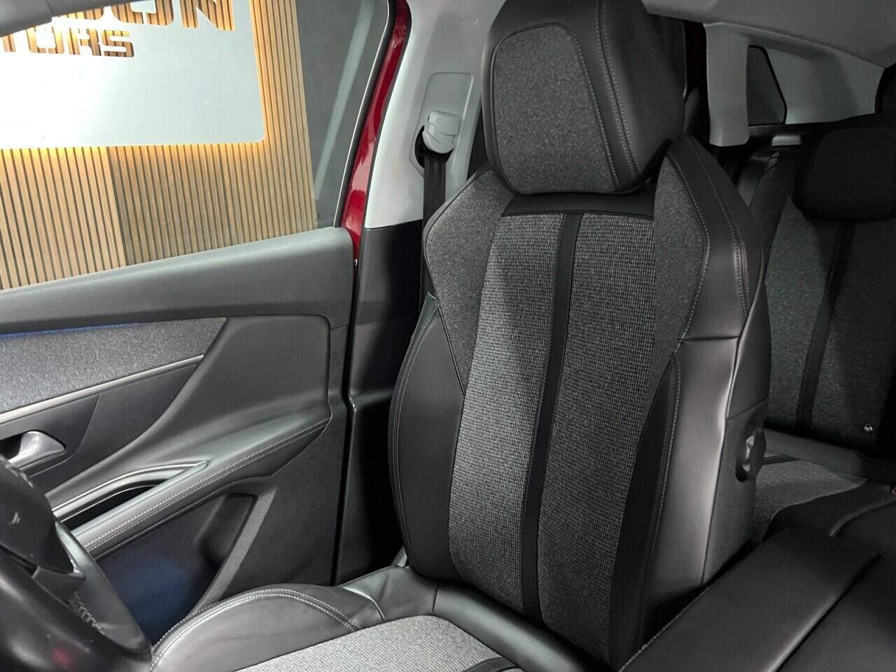 Peugeot 3008 view 28