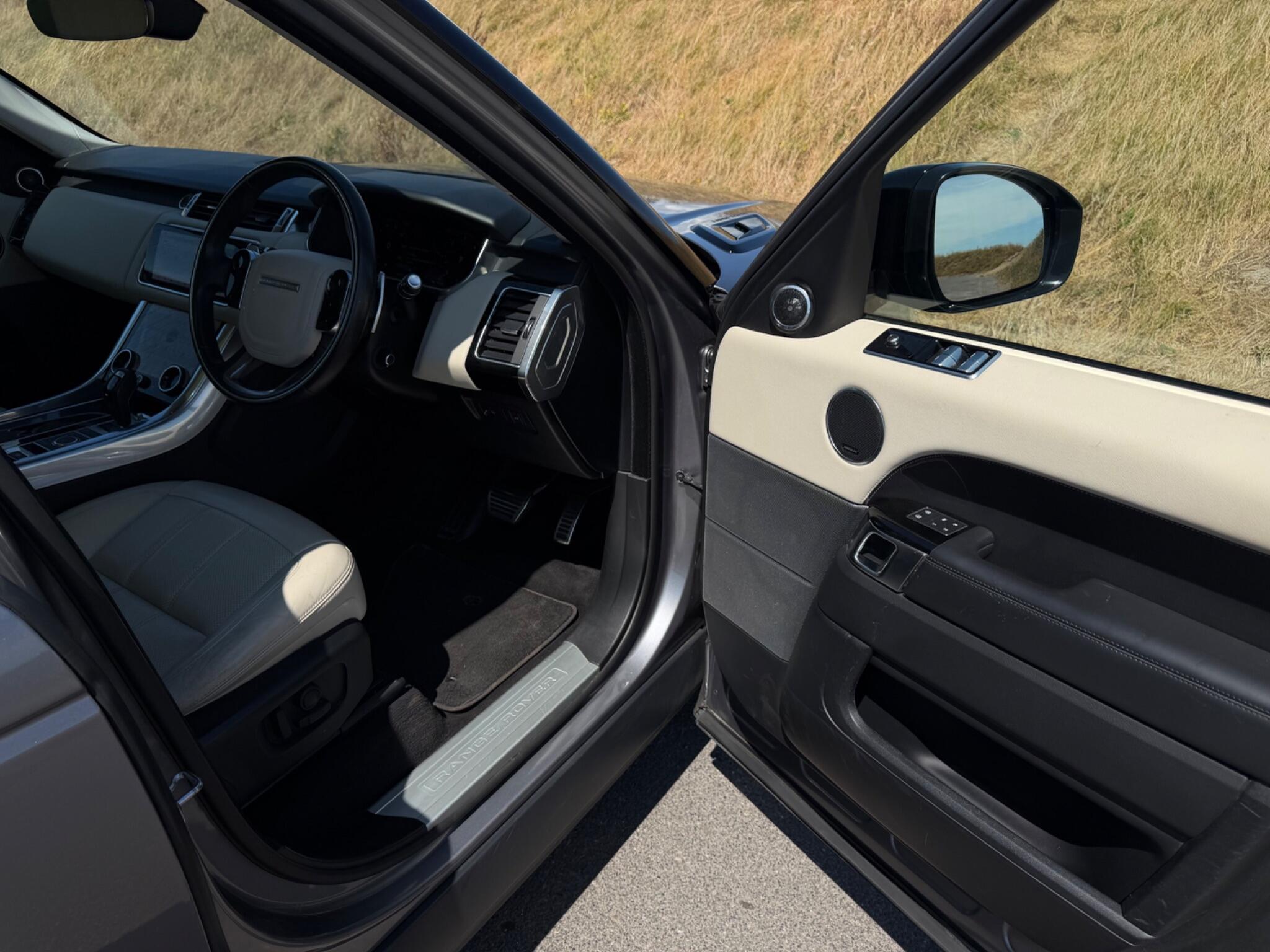 Land Rover Range Rover Sport view 29