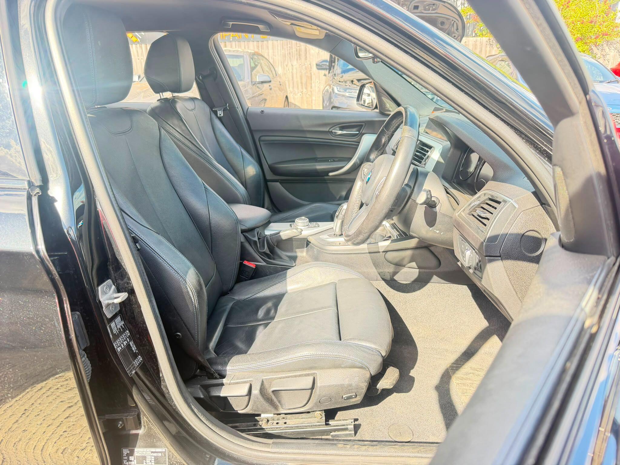 BMW 1 Series view 12