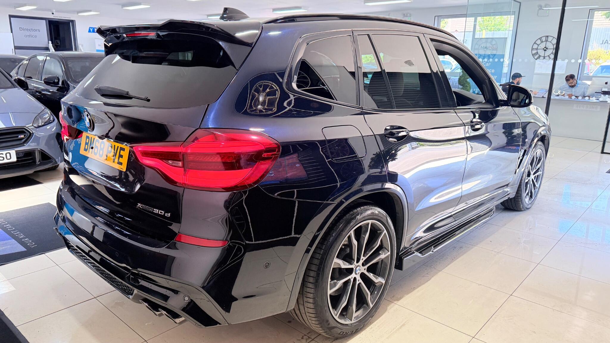 BMW X3 view 38