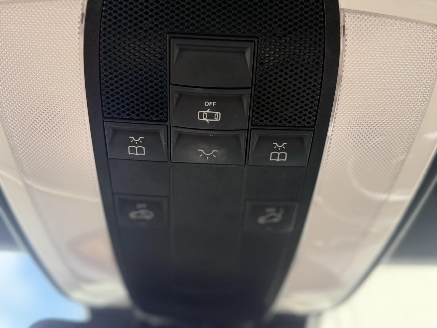 Mercedes-Benz E-Class view 55