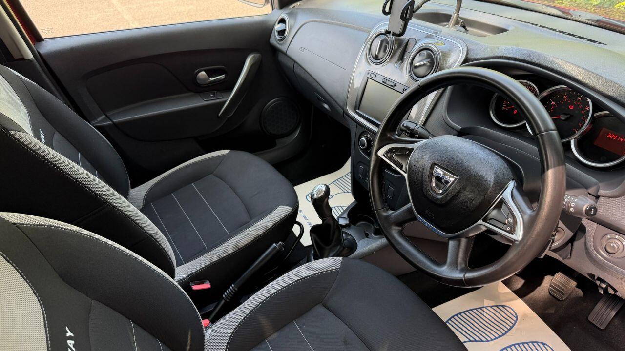 Dacia Sandero Stepway view 10