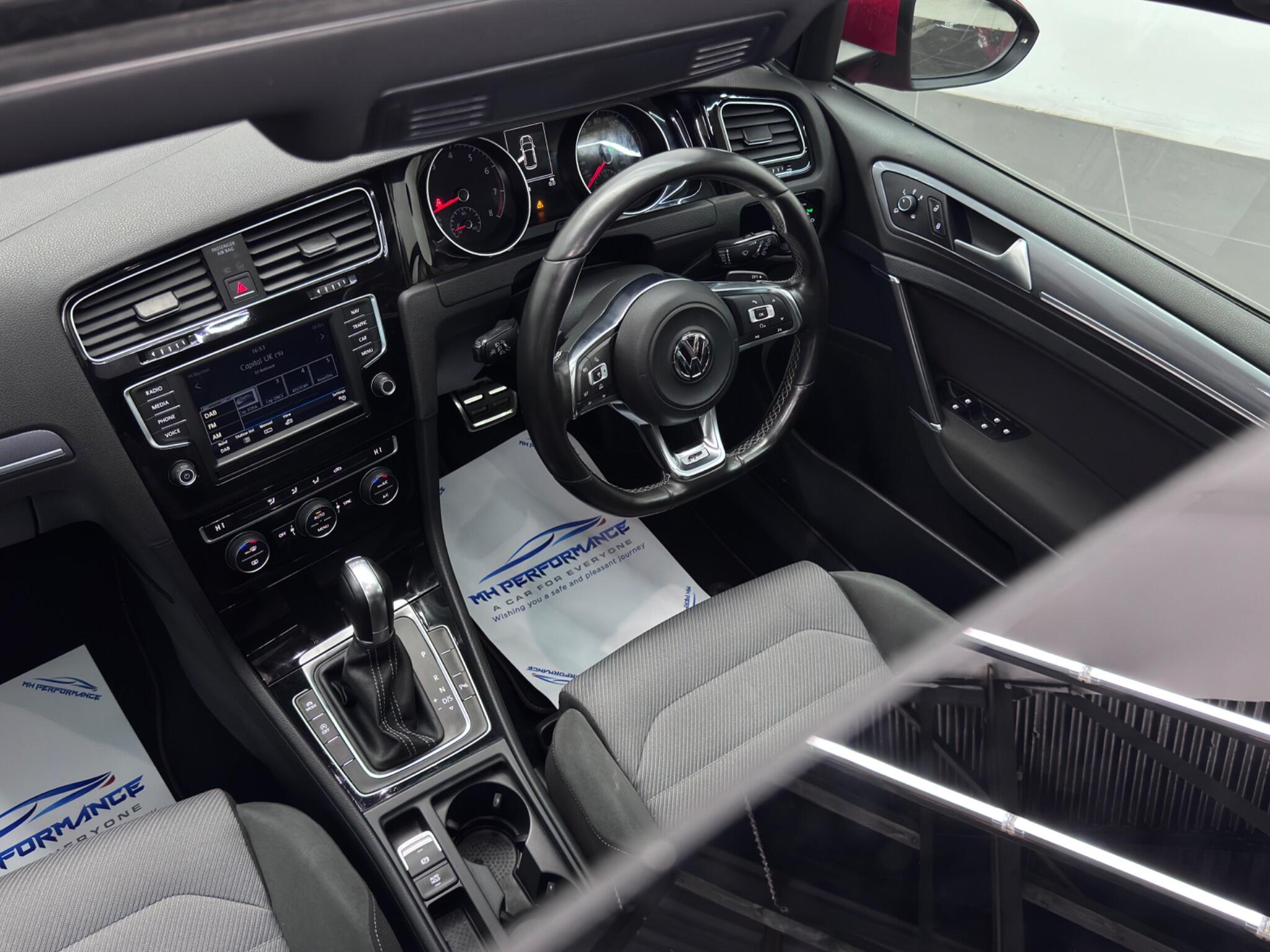 Volkswagen Golf view 5